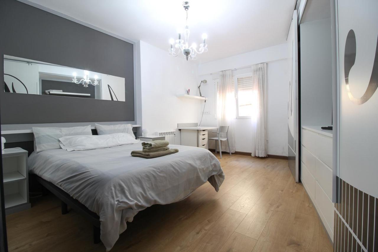 Apartamento Centro De Santander Esterno foto